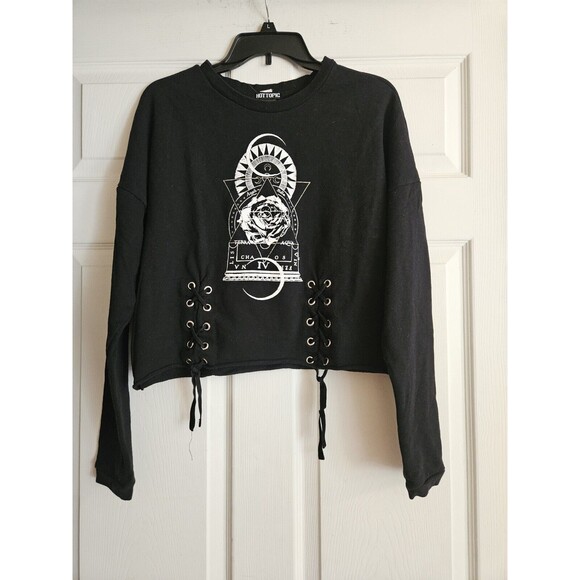 Hot Topic Tops - Hot Topic Sweater Womens Medium M Long Sleeve Astrology Crop Chaos IV Knit Black